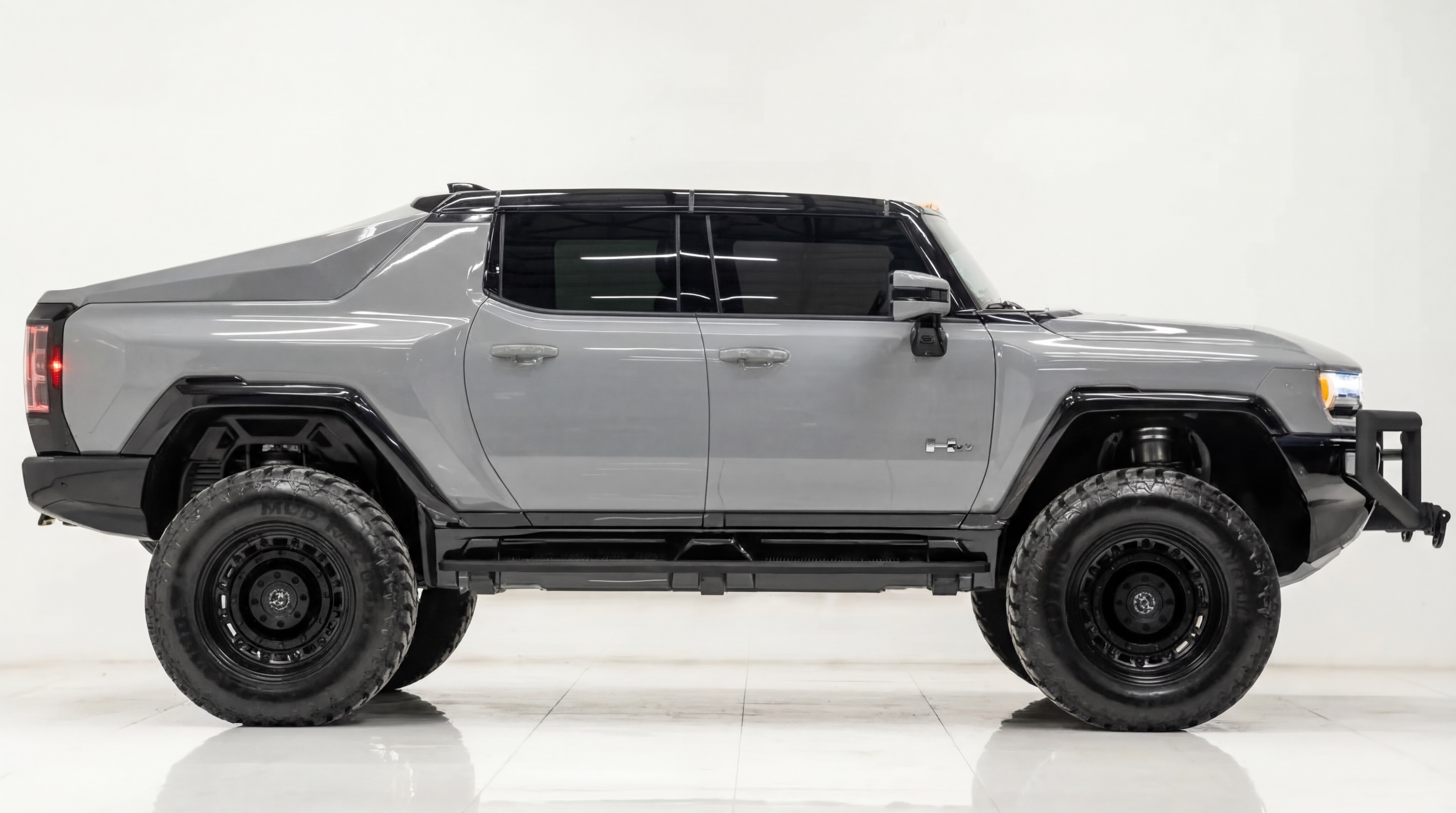Used 2024 GMC Hummer EV 2X AWD/4WD image 4