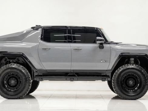 Used 2024 GMC Hummer EV 2X AWD/4WD image 4