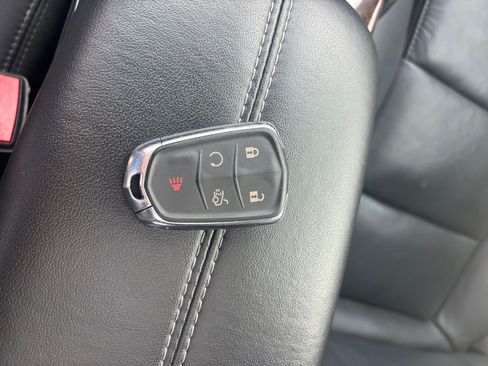 Used 2015 Cadillac XTS Luxury w/ Driver Awareness Package image 19