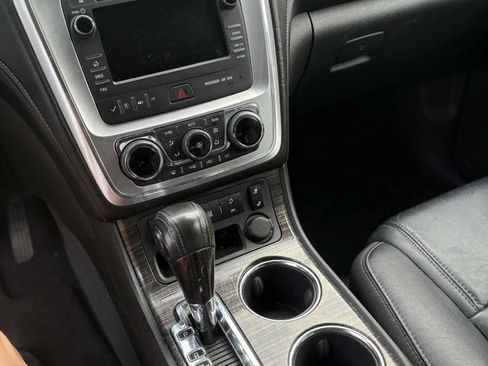 Used 2013 GMC Acadia SLT image 14
