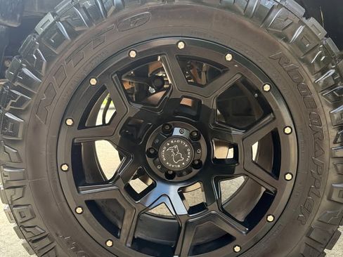 Used 2014 Jeep Wrangler Unlimited Sport w/ Quick Order Package 24S AWD/4WD image 6