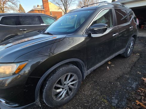 Used 2014 Nissan Rogue SL image 5