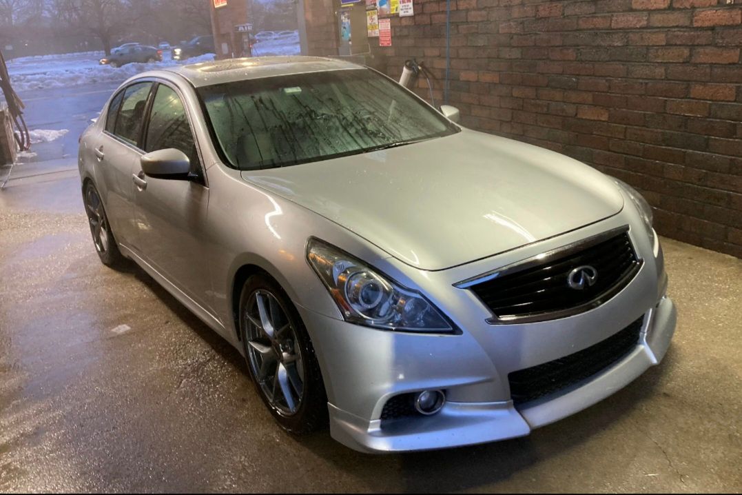 Used 2012 INFINITI G37 Sport RWD image 1