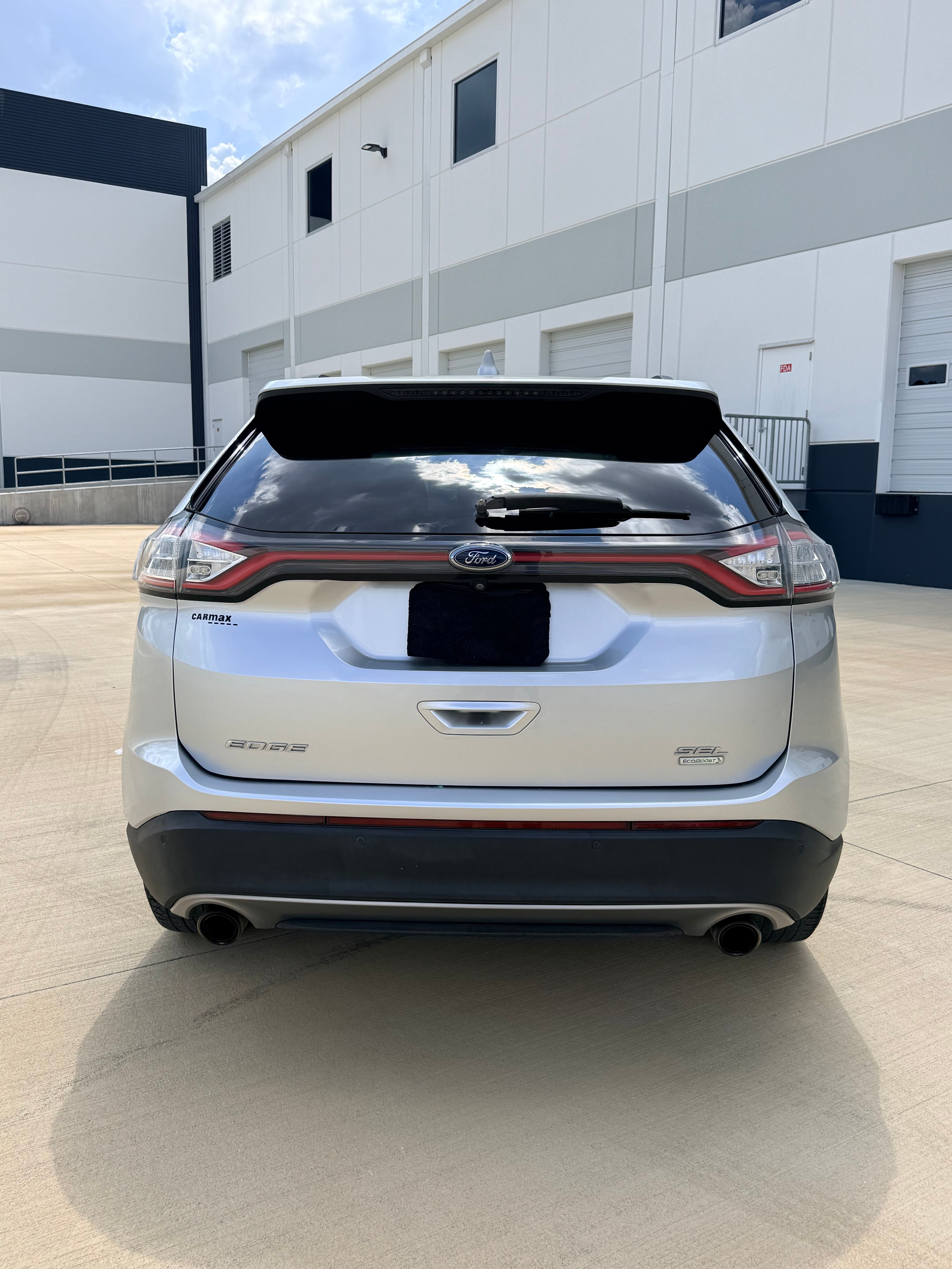 Used 2017 Ford Edge SEL FWD image 11