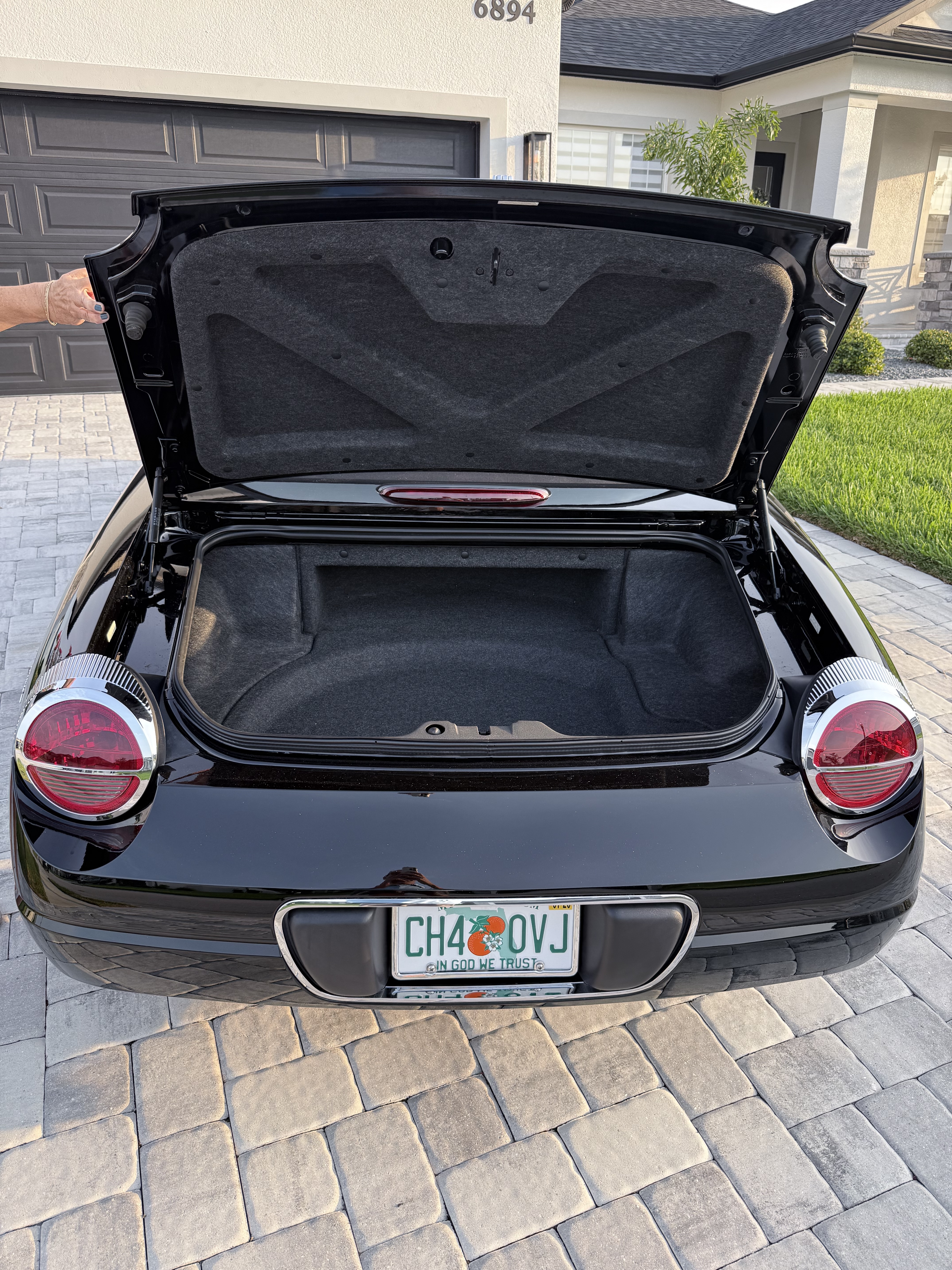 Used 2002 Ford Thunderbird RWD image 21