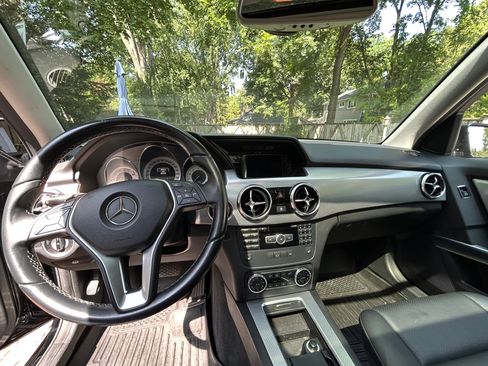 Used 2014 Mercedes-Benz GLK 350 4MATIC image 4