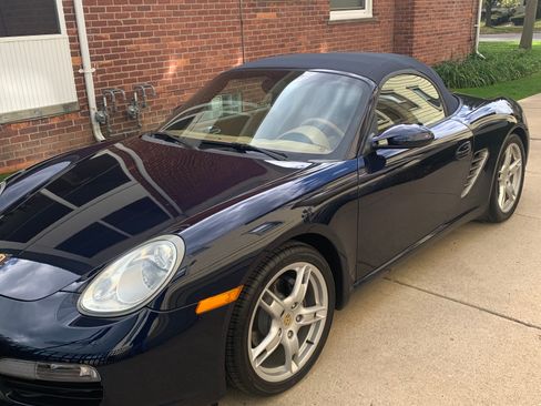 Used 2005 Porsche Boxster image 2