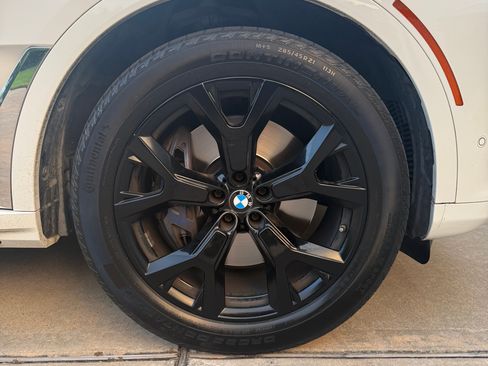 Used 2020 BMW X7 xDrive40i w/ Executive Package AWD/4WD image 20