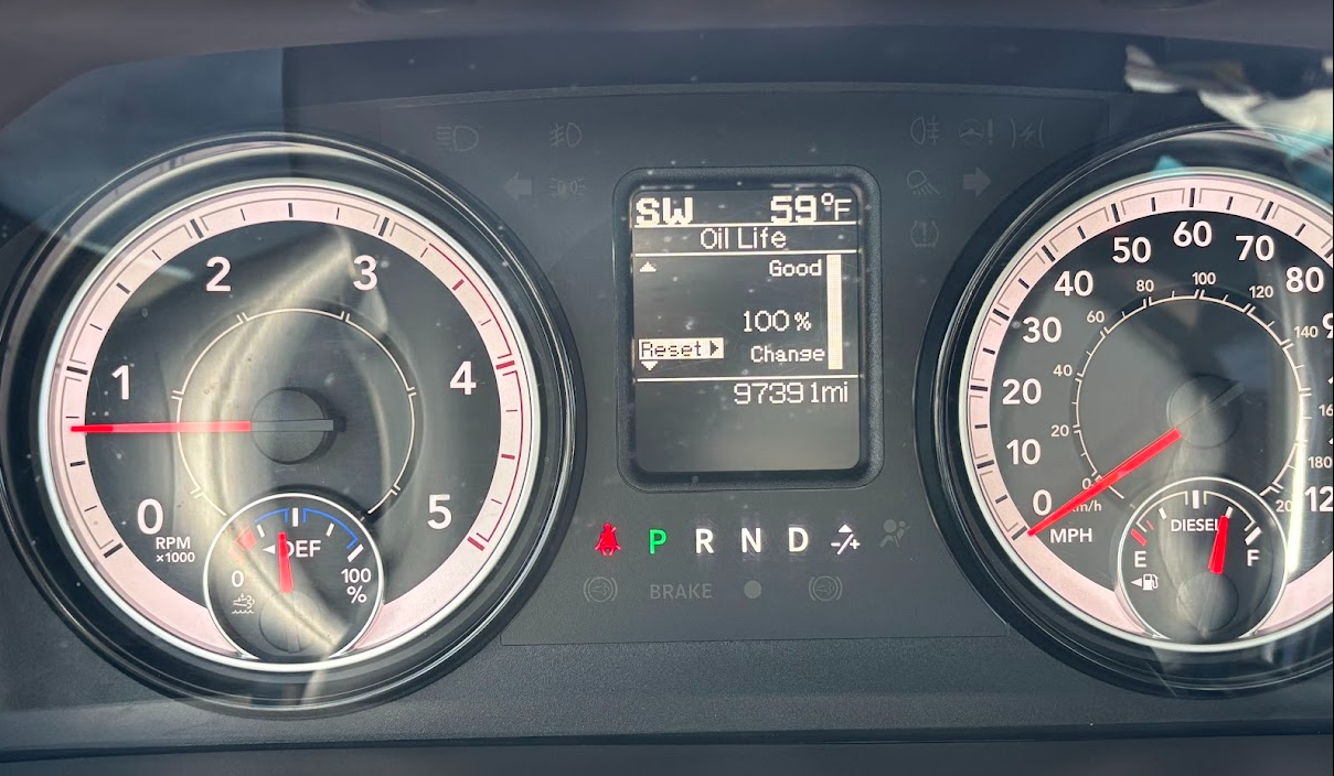 Used 2018 RAM 2500 Tradesman w/ Chrome Appearance Group AWD/4WD image 13