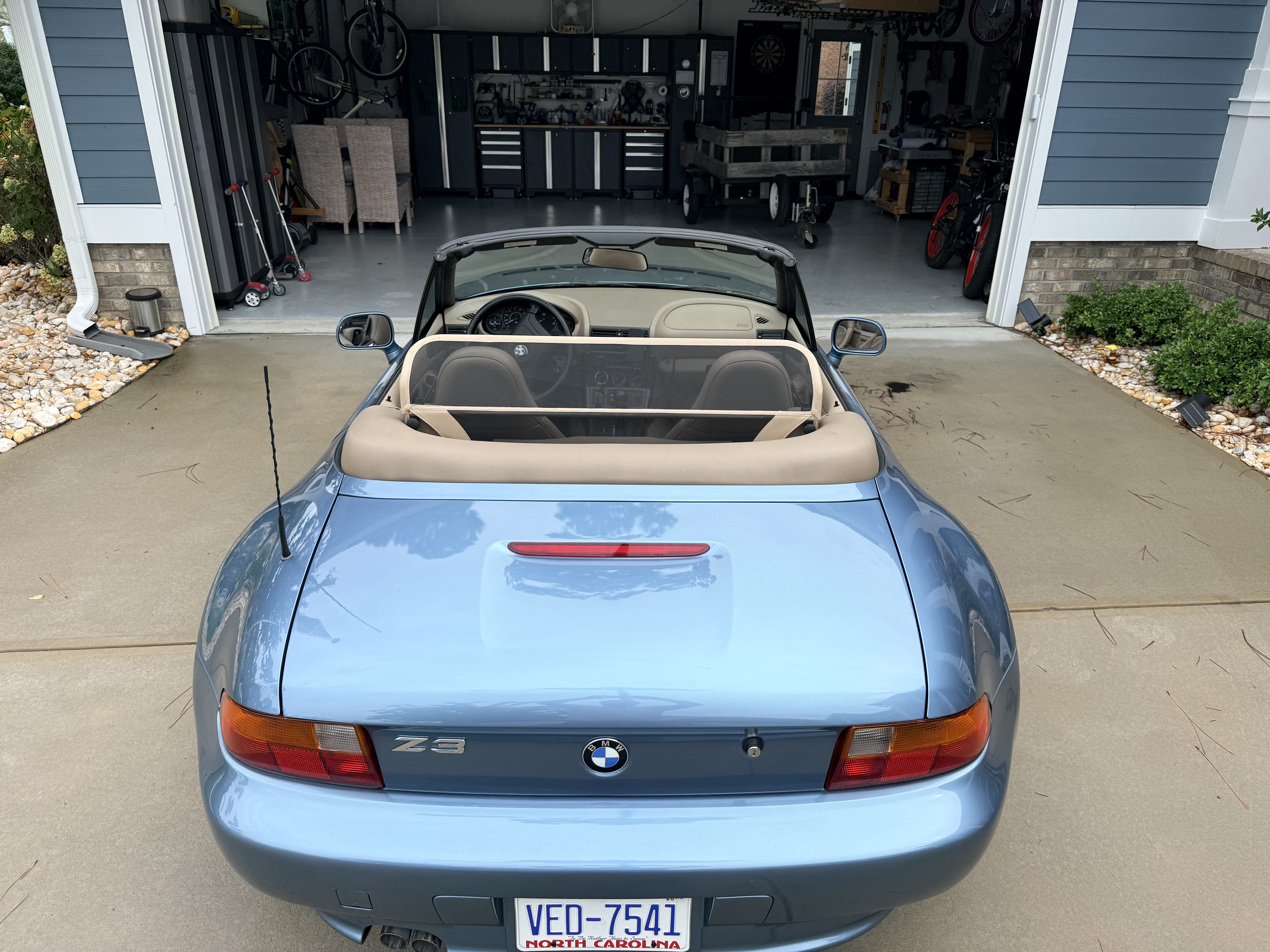 Used 1997 BMW Z3 2.8 RWD image 13