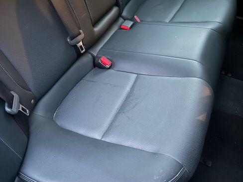 Used 2018 Honda Clarity Touring image 12