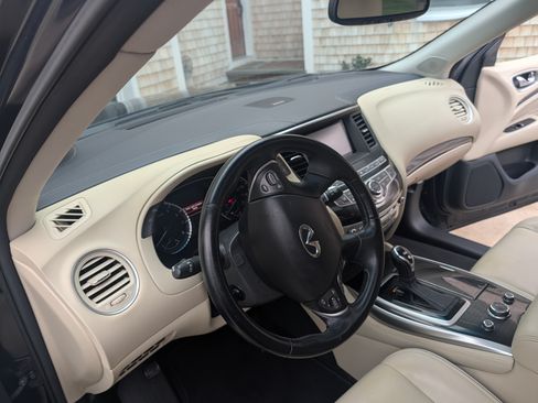 Used 2016 INFINITI QX60 AWD w/ Premium Package image 6