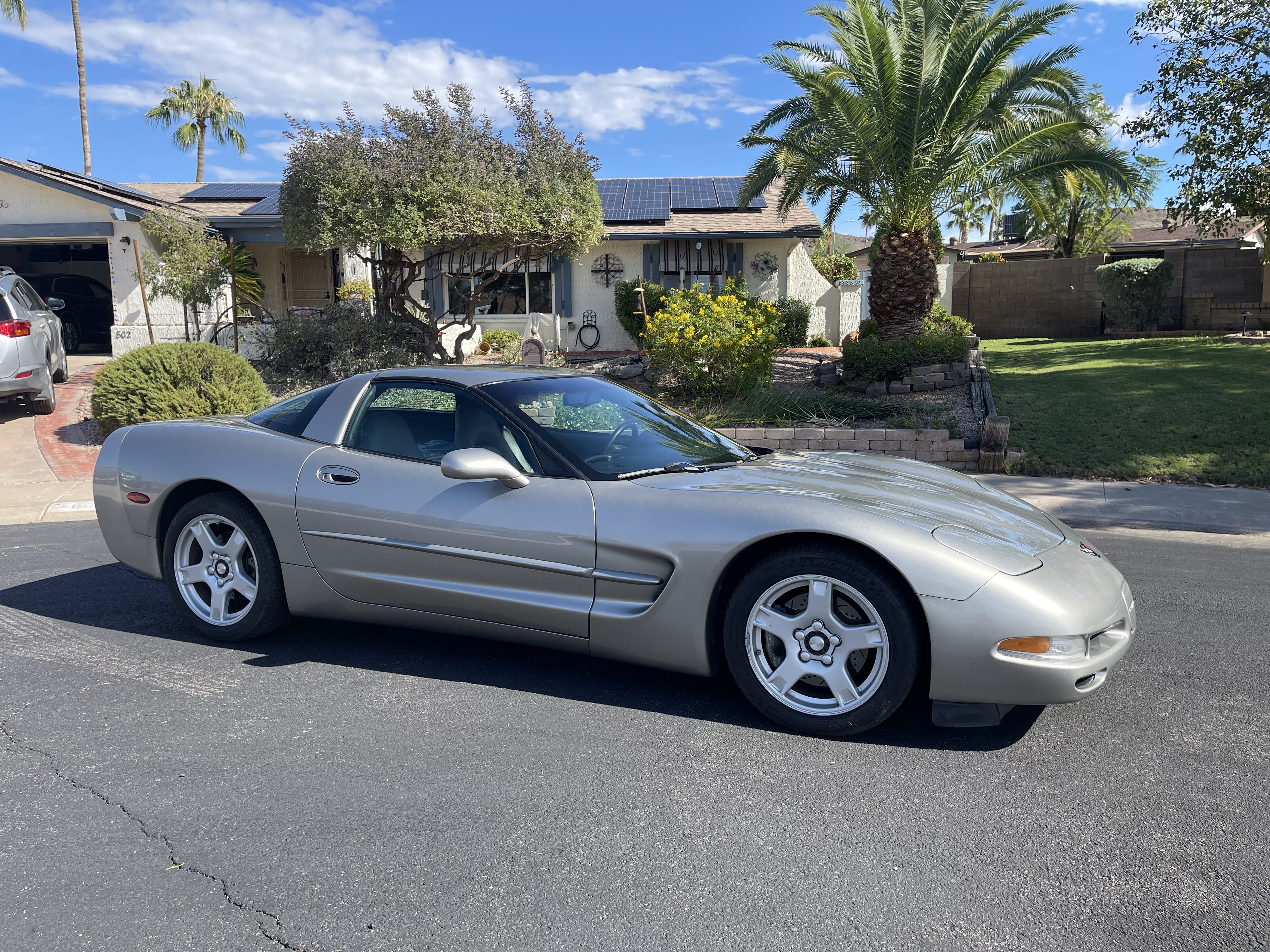 Used 1999 Chevrolet Corvette Coupe RWD image 6