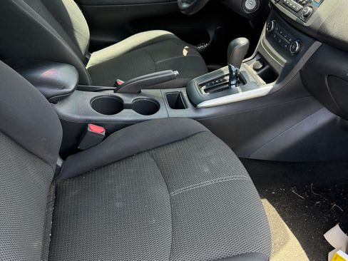 Used 2016 Nissan Sentra S FWD image 5