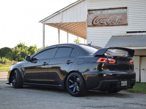 Used 2008 Mitsubishi Lancer Evolution GSR AWD/4WD image 2