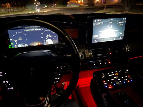 Used 2021 Lincoln Navigator L Reserve image 11