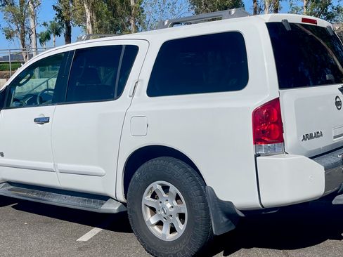 Used 2005 Nissan Armada SE Off-Road w/ (T01) Tow Pkg AWD/4WD image 2