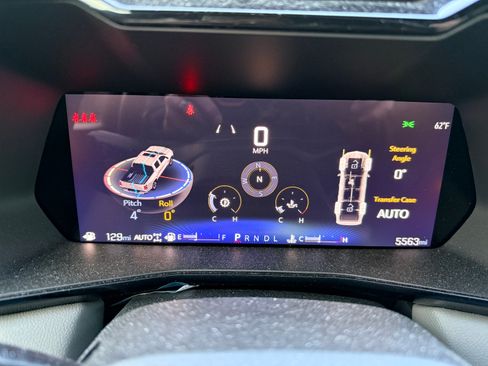 Used 2024 Chevrolet Colorado ZR2 w/ Safety Package image 19