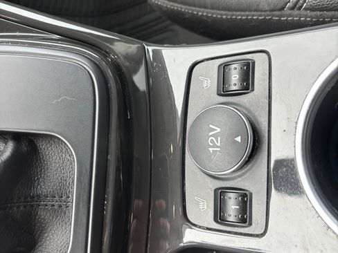 Used 2015 Ford Escape Titanium w/ Equipment Group 301A AWD/4WD image 11