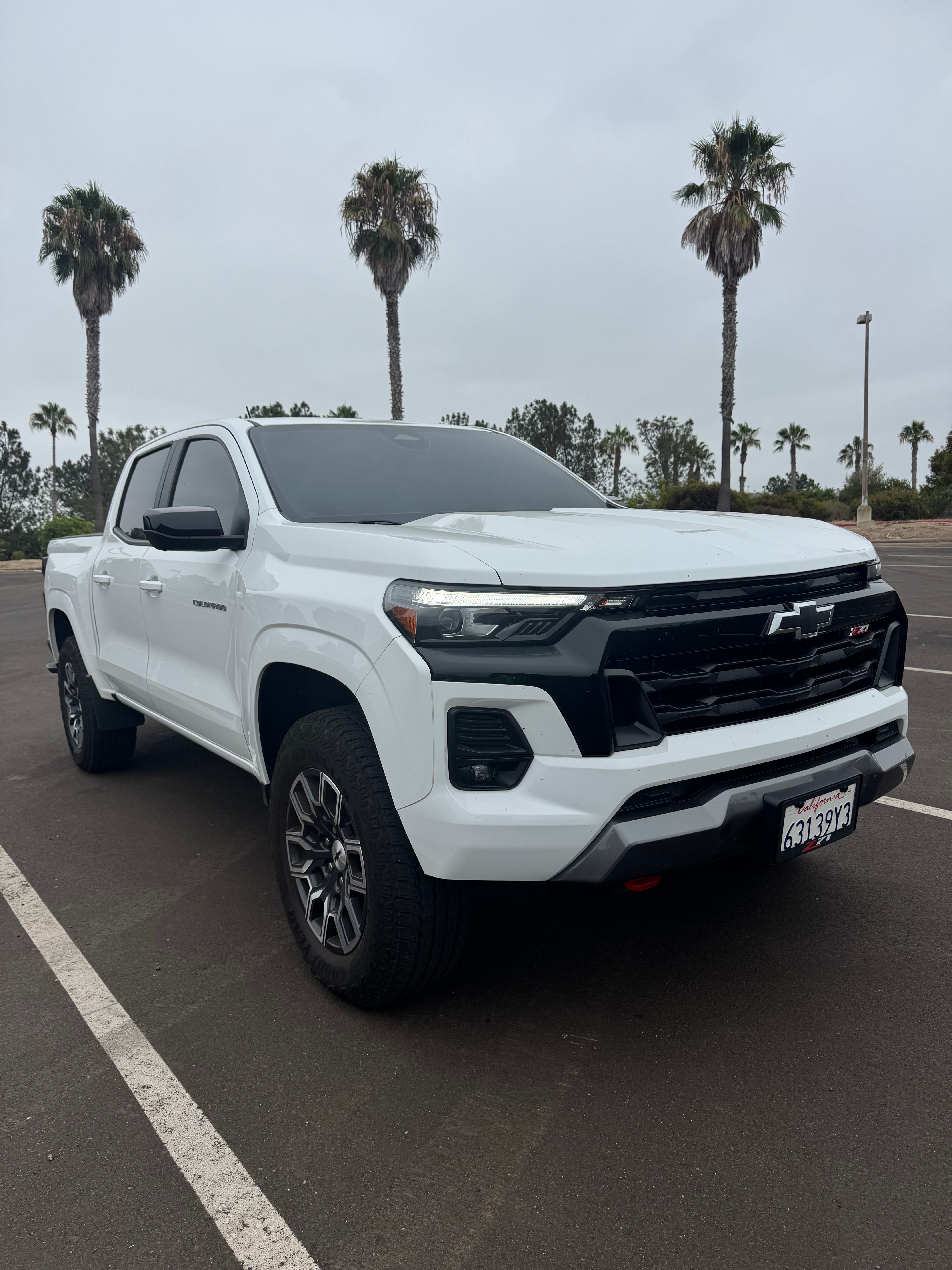 Used 2024 Chevrolet Colorado Z71 w/ Z71 Convenience Package 2 AWD/4WD image 2