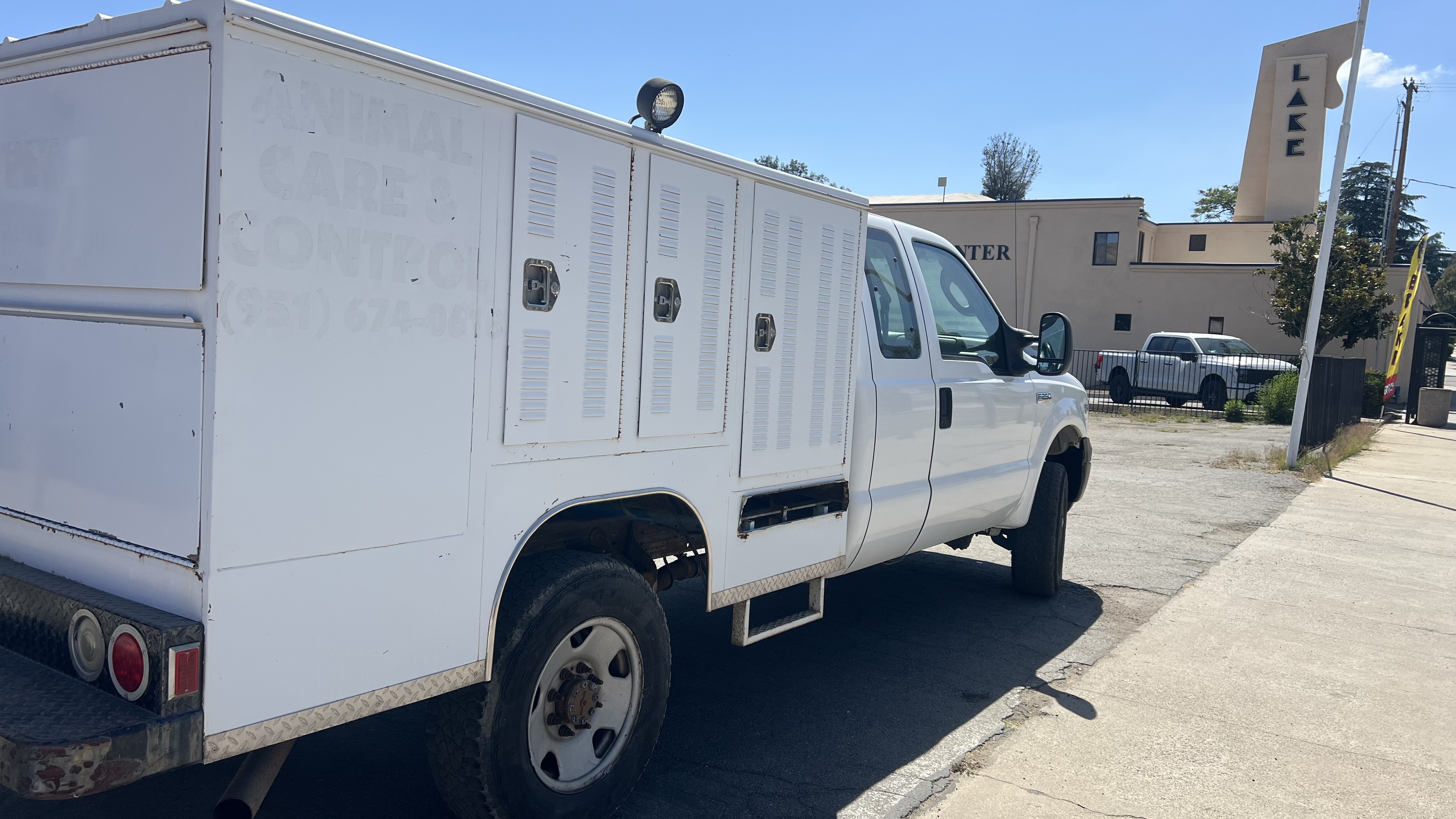 Used 2006 Ford F250 XLT AWD/4WD image 4