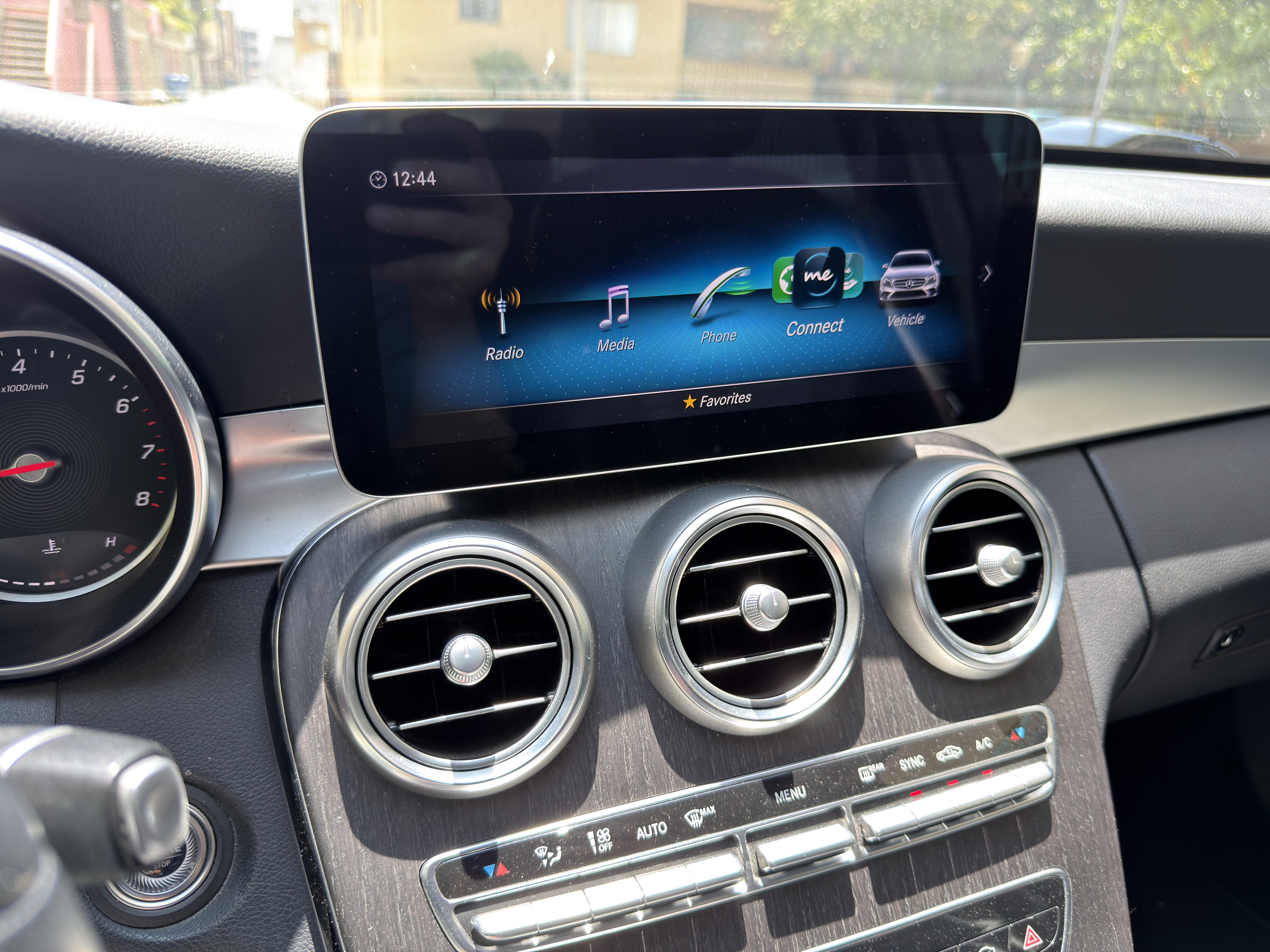 Used 2019 Mercedes-Benz C 300 Sedan image 30