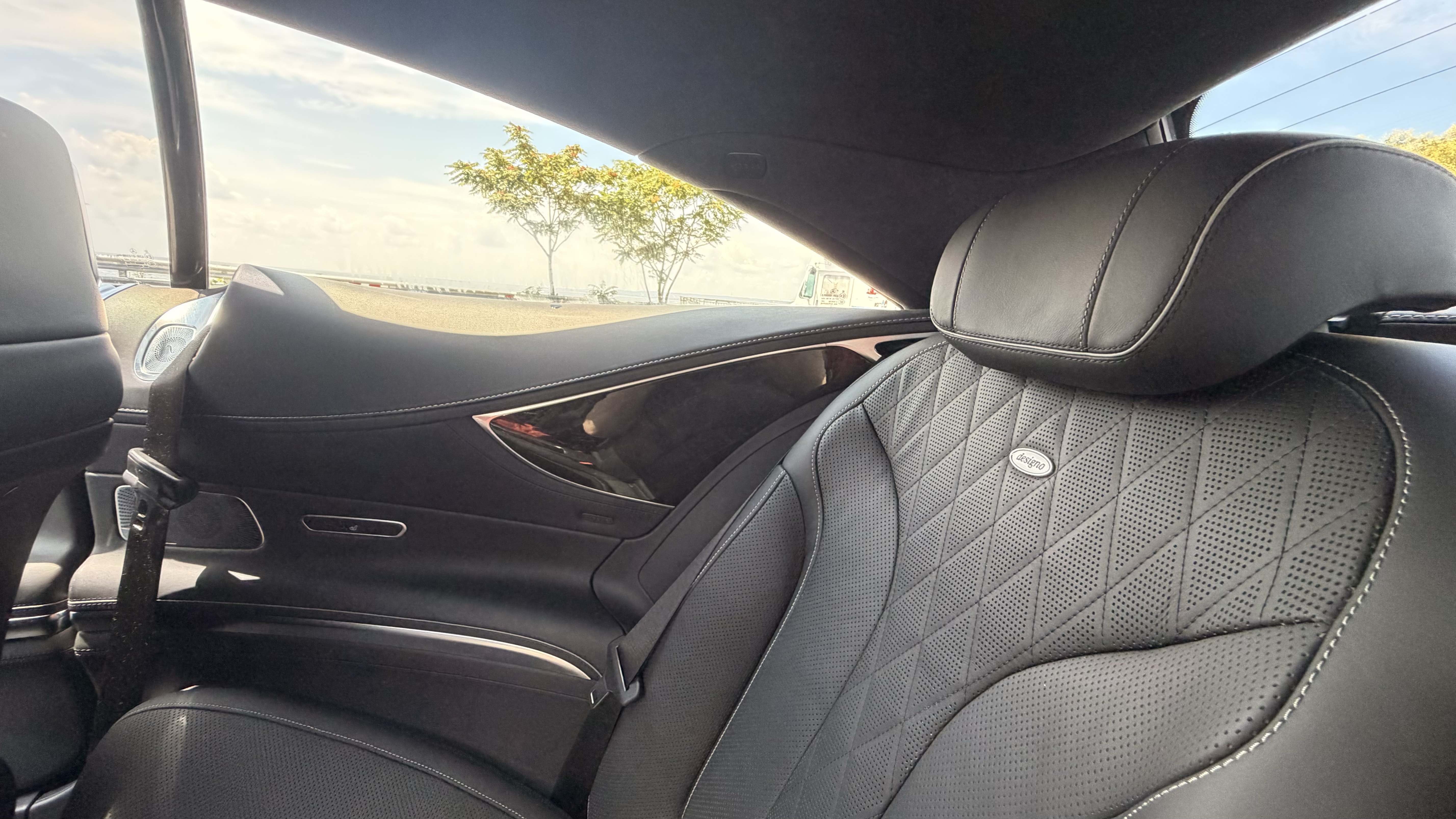 Used 2016 Mercedes-Benz S 550 4MATIC Coupe image 2