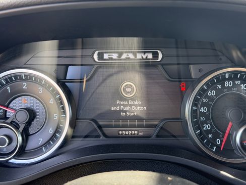 Used 2019 RAM 1500 Laramie image 14