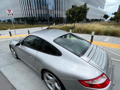 Used 2007 Porsche 911 Carrera S image 9