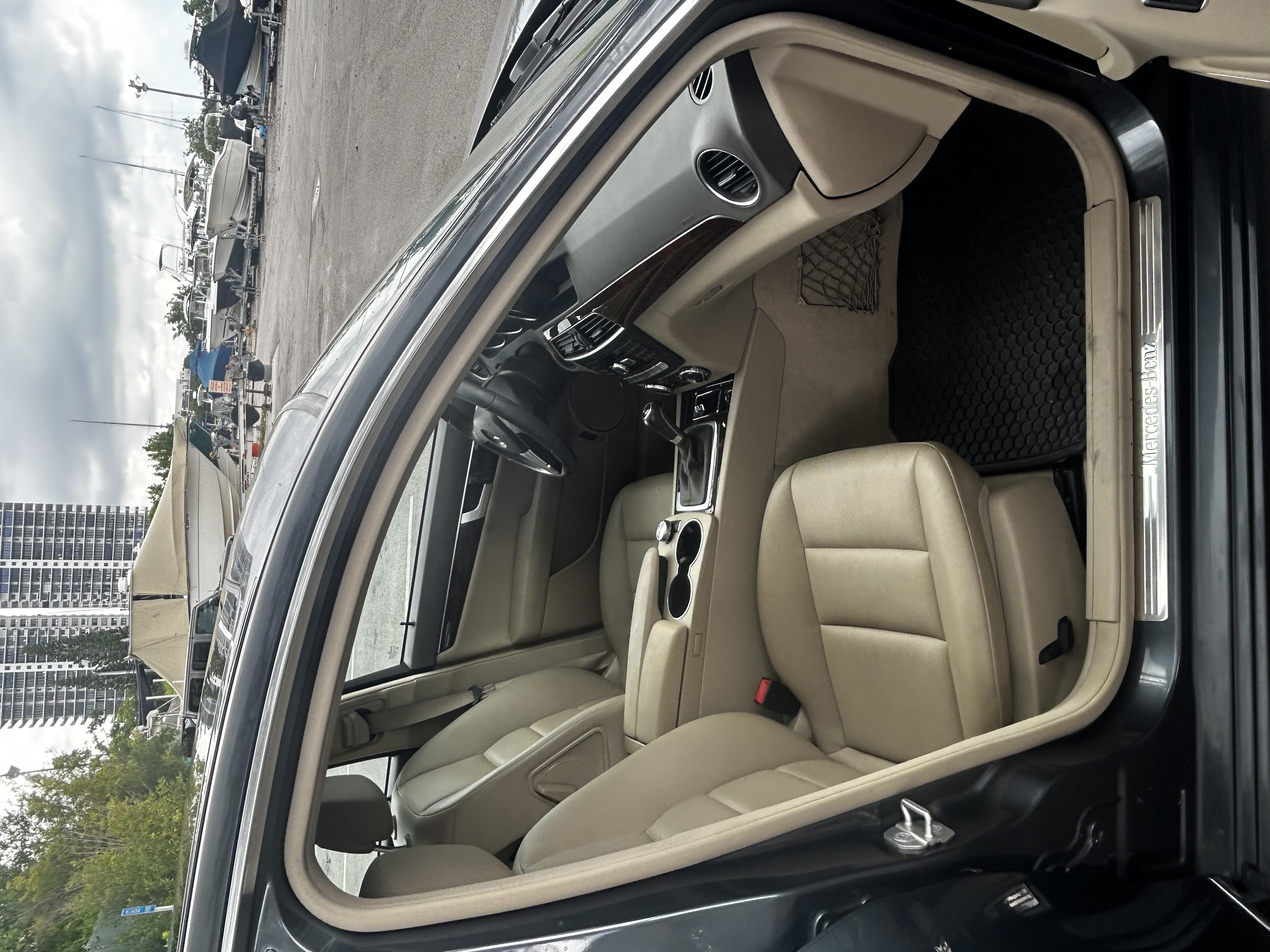Used 2013 Mercedes-Benz C 250 Sedan image 12