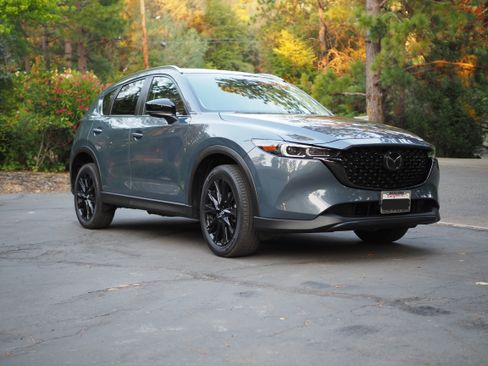Used 2022 MAZDA CX-5 Carbon Edition image 2