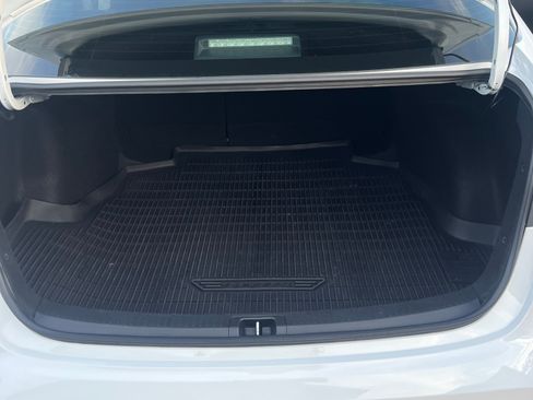 Used 2022 Toyota Corolla SE FWD image 14
