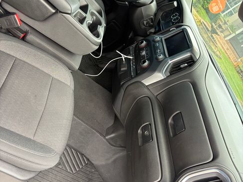 Used 2022 Chevrolet Silverado 1500 RST image 12