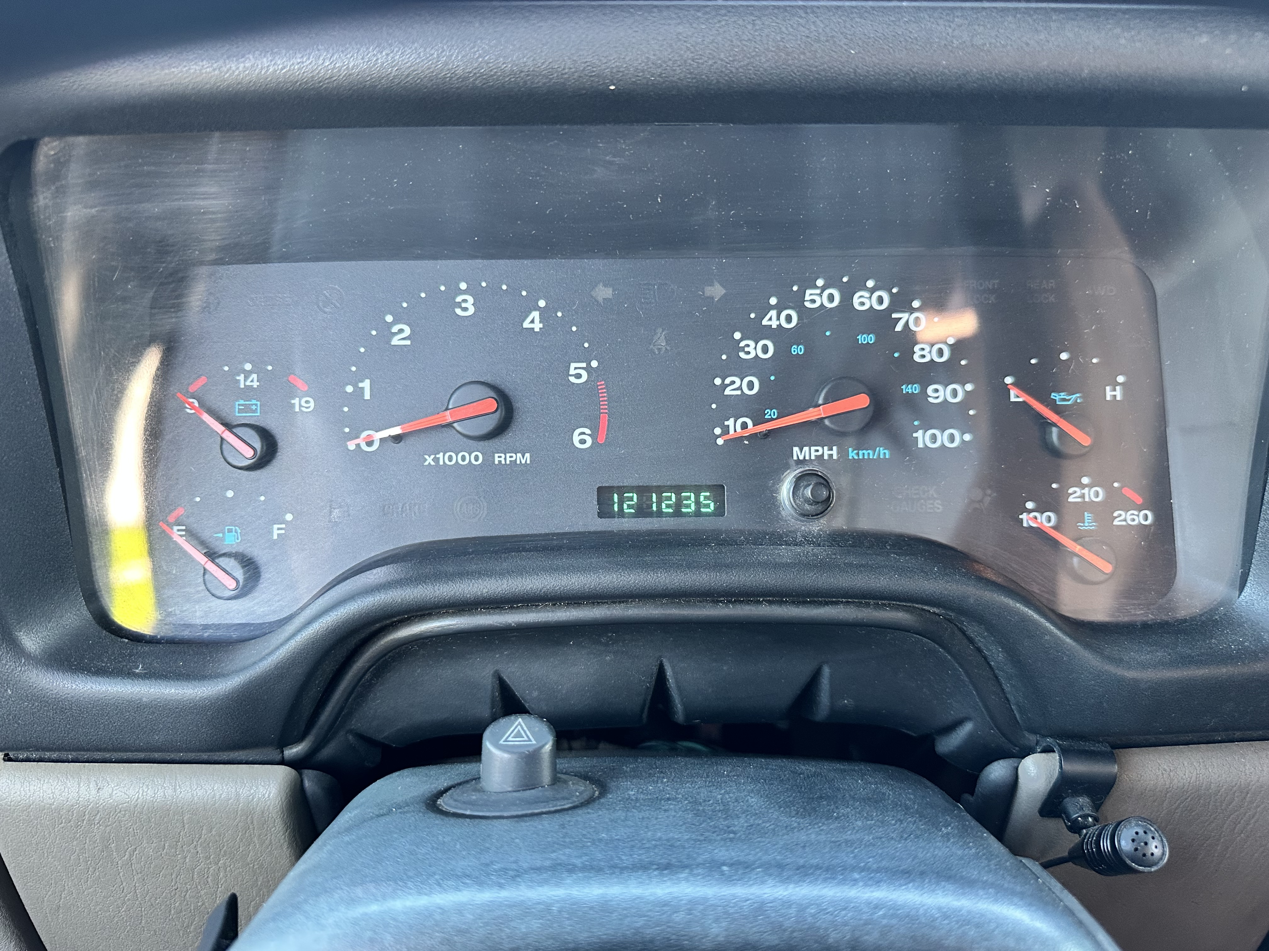 Used 2003 Jeep Wrangler Sahara AWD/4WD image 10