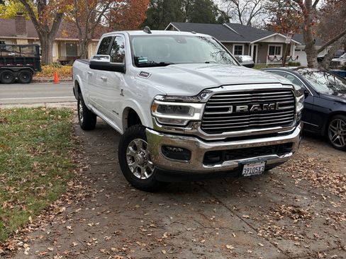 Used 2022 RAM 2500 Laramie image 1