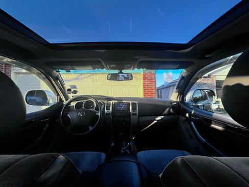 Used 2008 Toyota 4Runner Sport image 15