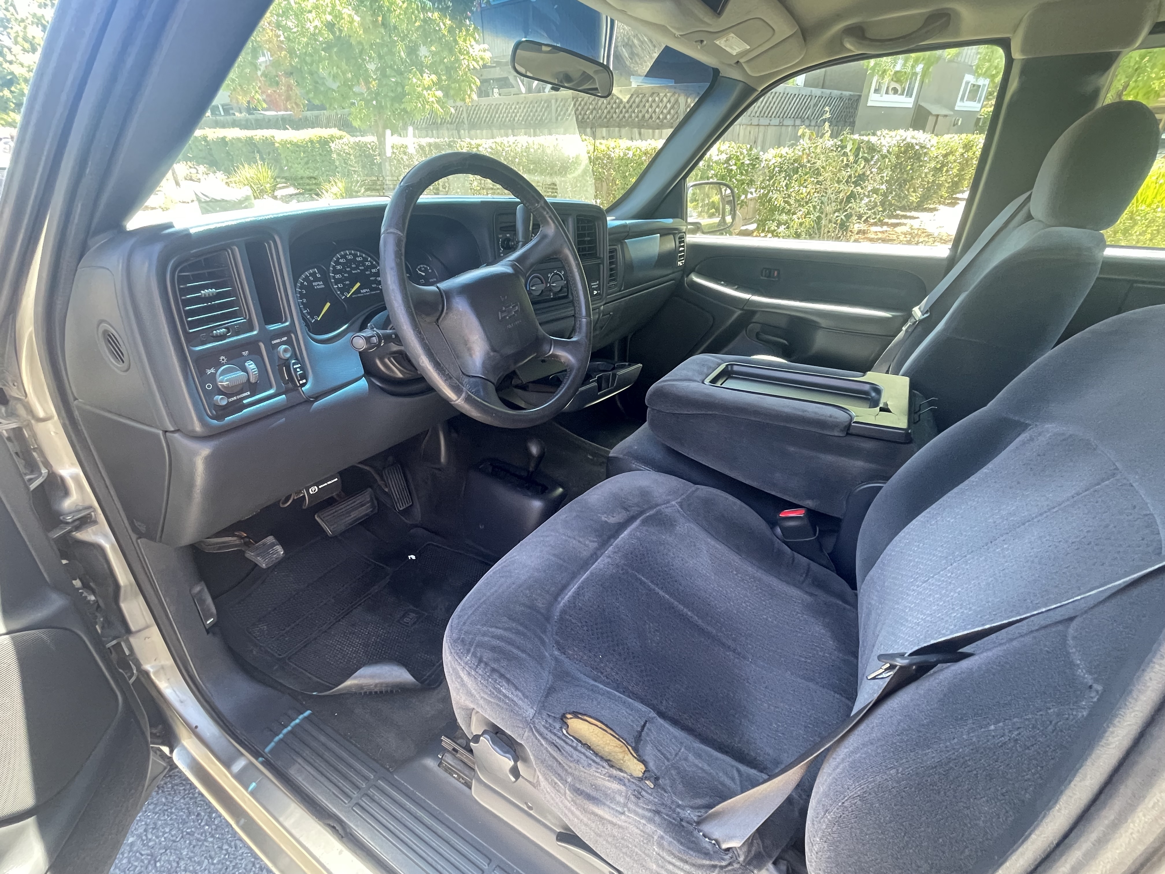 Used 2000 Chevrolet Silverado 1500 LS AWD/4WD image 11