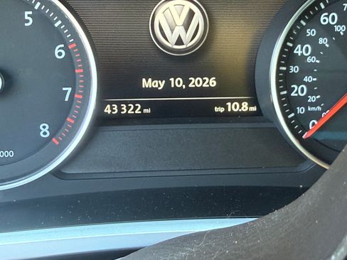 Used 2014 Volkswagen Touareg VR6 AWD/4WD image 18
