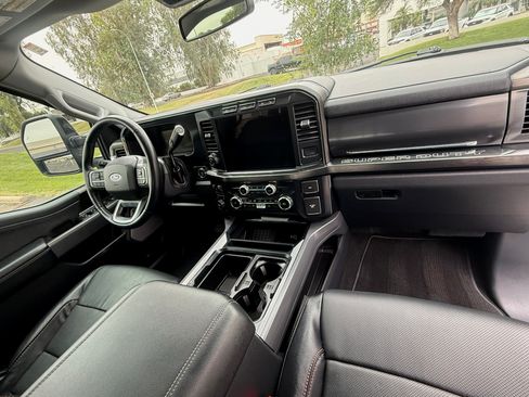 Used 2024 Ford F350 Lariat w/ Lariat Ultimate Package AWD/4WD image 17