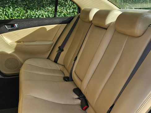 Used 2009 Hyundai Sonata Limited image 15