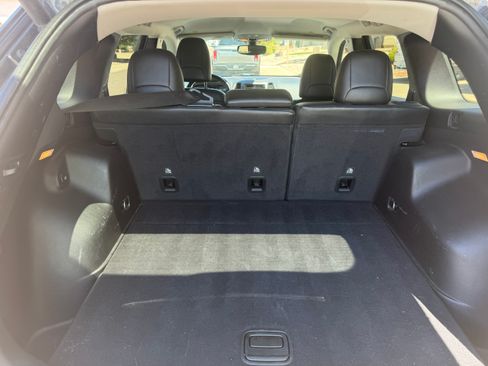 Used 2020 Jeep Cherokee Trailhawk w/ Comfort/Convenience Group AWD/4WD image 8