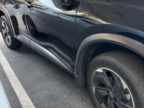 Used 2024 Nissan Rogue SV w/ SV Premium Package image 9