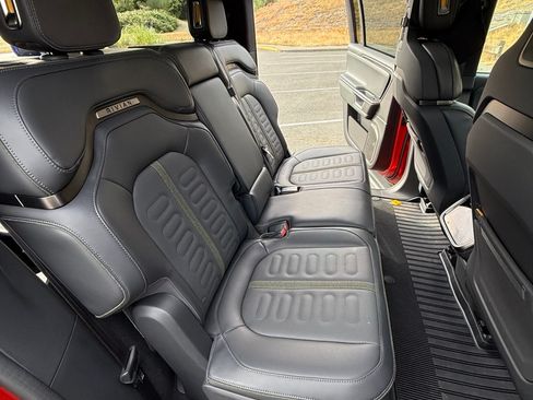 Used 2025 Rivian R1S Adventure AWD/4WD image 24
