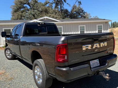 Used 2025 RAM 2500 Big Horn AWD/4WD image 8