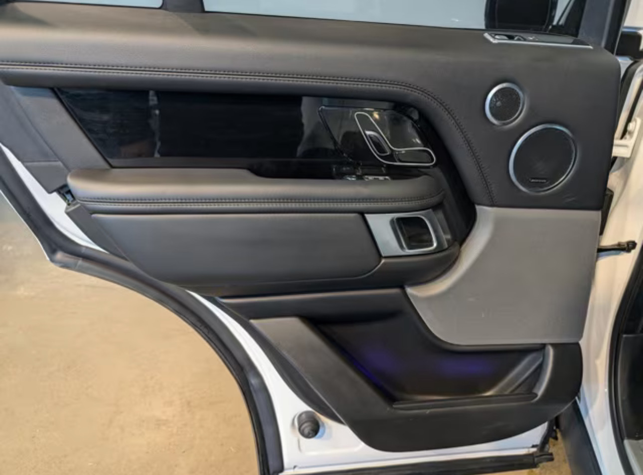 Used 2022 Land Rover Range Rover Westminster Edition AWD/4WD image 22