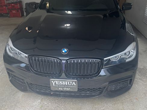 Used 2019 BMW 740i xDrive image 6