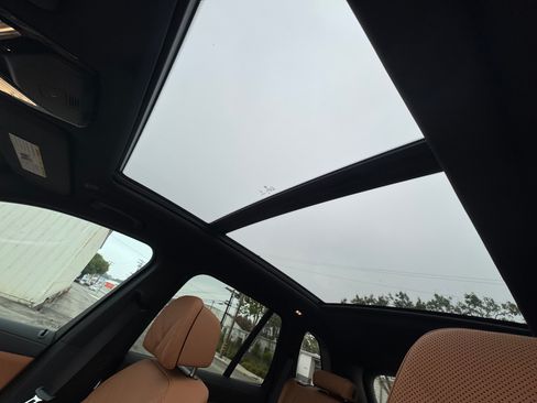 Used 2025 BMW X5 M60i w/ Climate Comfort Package image 16