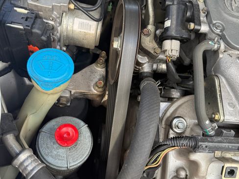 Used 2005 Acura TL 3.2 Sedan 4D image 17