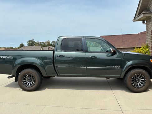 Used 2006 Toyota Tundra SR5 AWD/4WD image 2