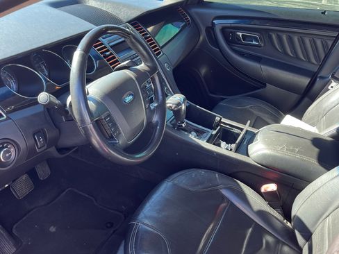 Used 2010 Ford Taurus Limited image 8